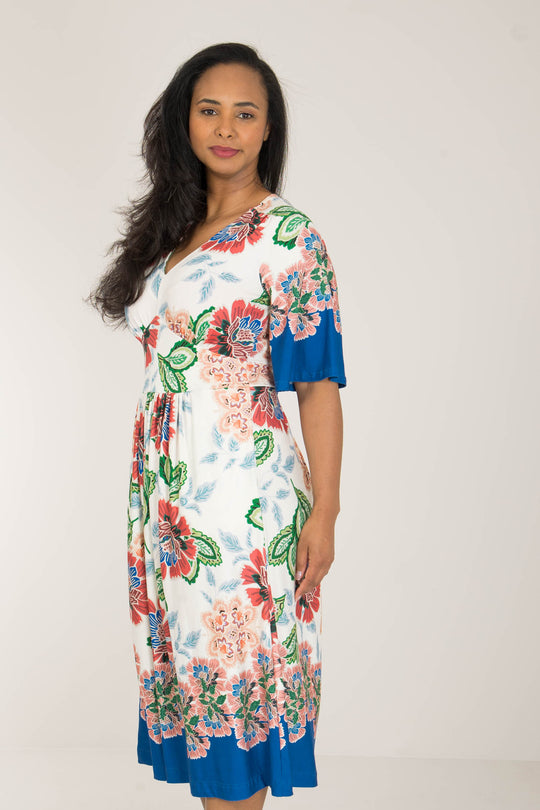 Nina bell sleeve printed short jersey dress - Blue - Mönstrad knälång klänning i trikå