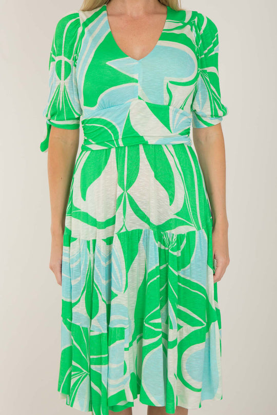 Flowy short jersey dress - Green - Mönstrad knälång trikåklänning