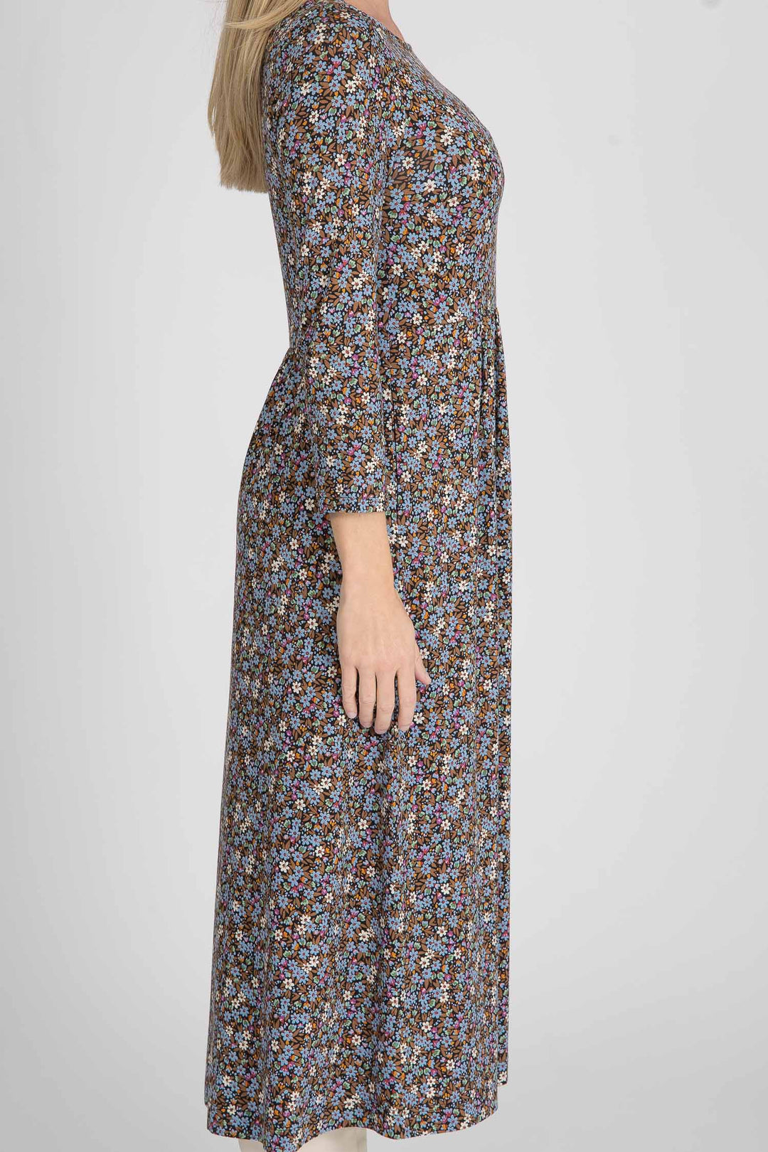 Ideal printed midi jersey dress - Brown flowers - Vadlång, mönstrad klänning i trikå