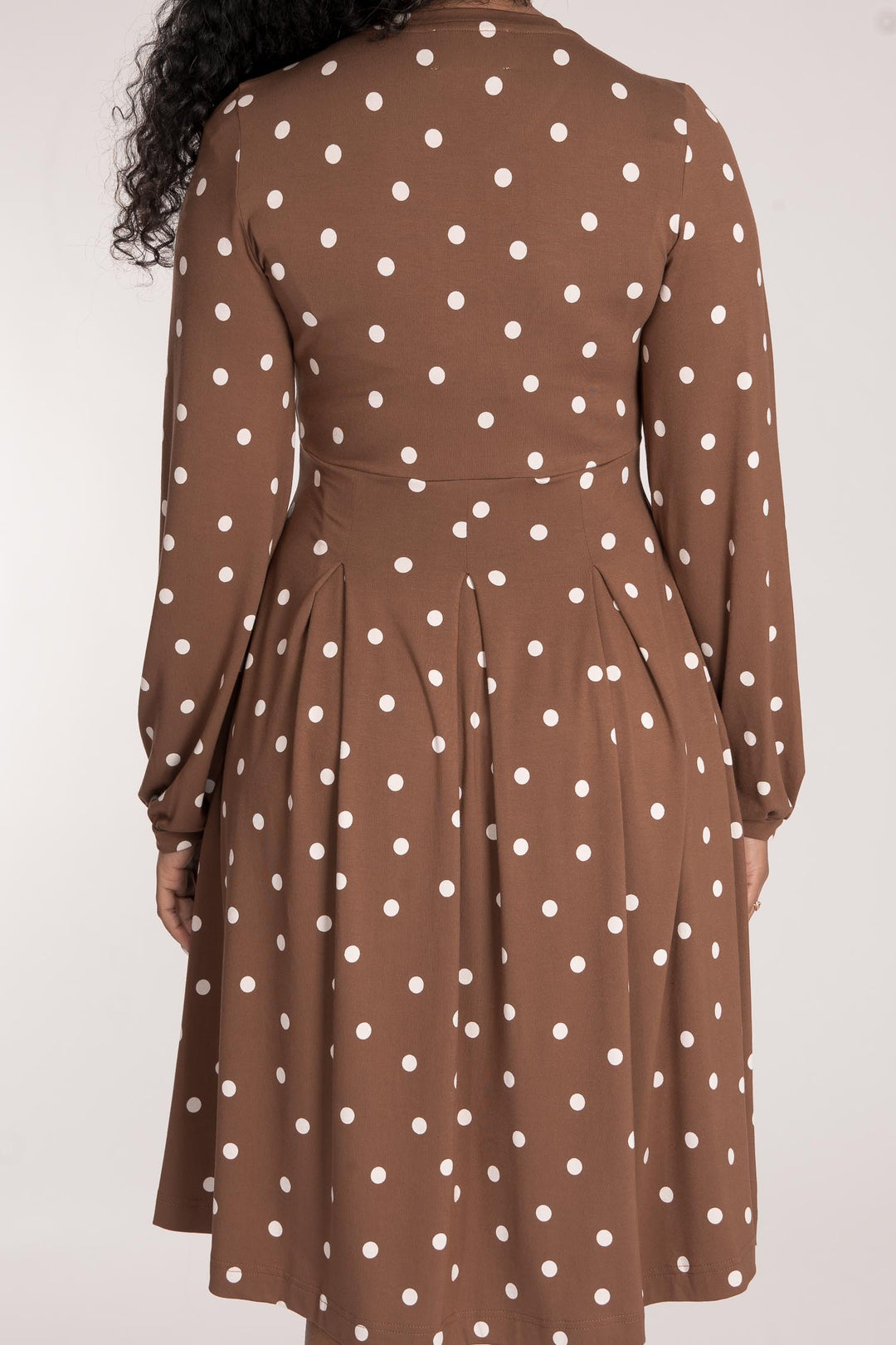 Pleated waist printed short jersey dress - Brown dot - Mönstrad knälång klänning i trikå