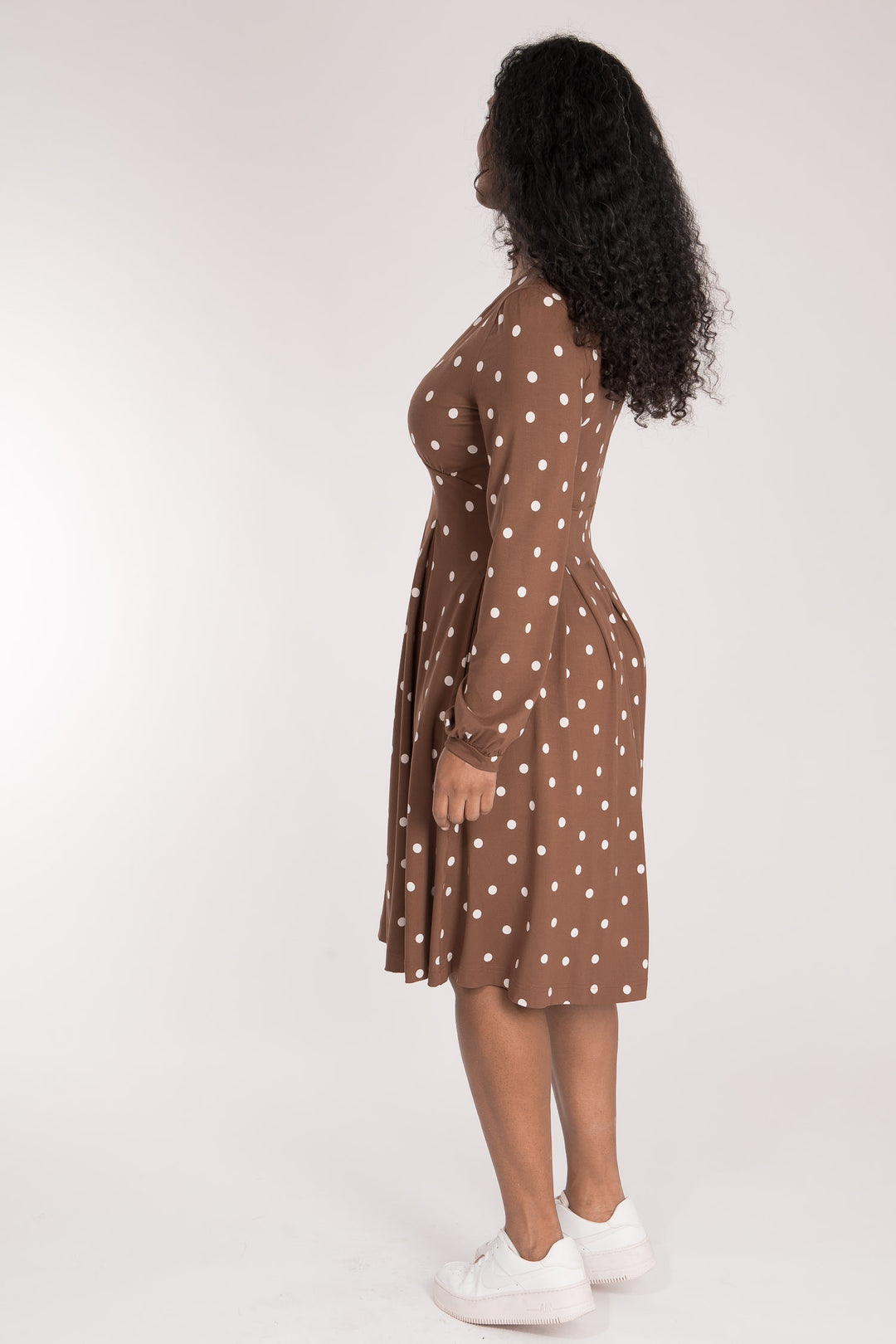 Pleated waist printed short jersey dress - Brown dot - Mönstrad knälång klänning i trikå