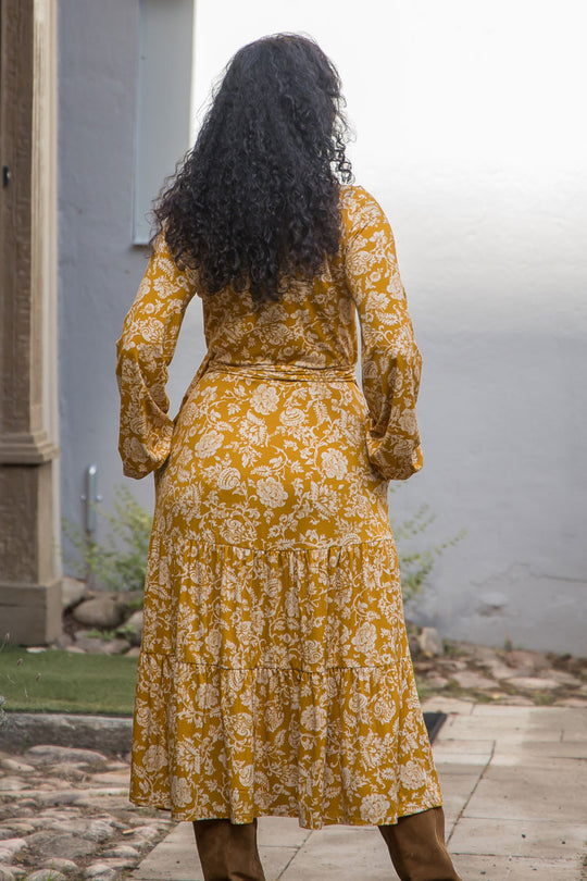 Frill printed midi wrap jersey dress - Ochre - Vadlång omlottklänning i trikå