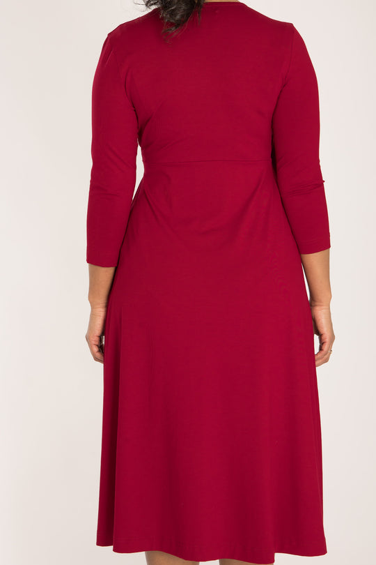 Loose fit midi wrap jersey dress - Red - Vadlång, omlottklänning i trikå