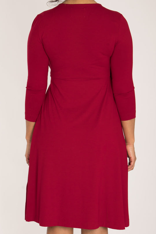 Loose fit short wrap jersey dress - Red - Knälång, omlottklänning i trikå