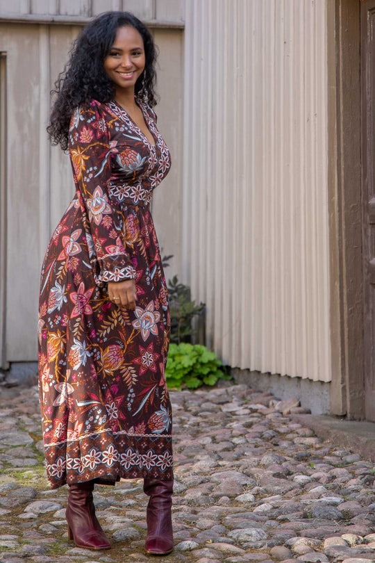 Pure boho midi jersey dress - Brown - Mönstrad vadlång trikåklänning