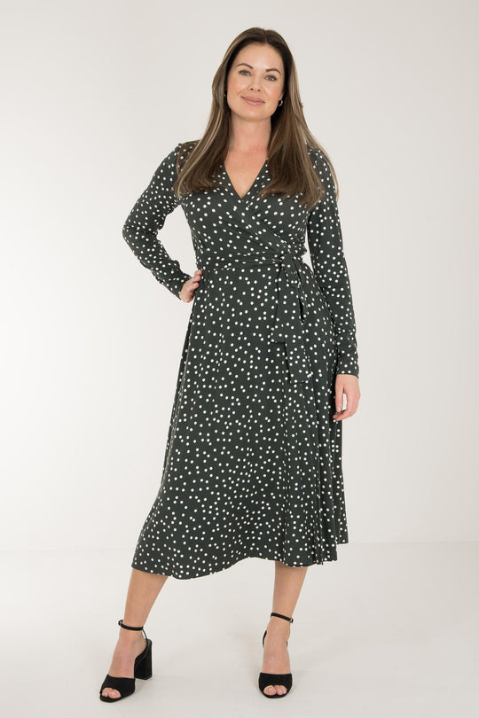 Bestie printed midi wrap jersey dress - Dark green dot - Vadlång, prickig omlottklänning i trikå