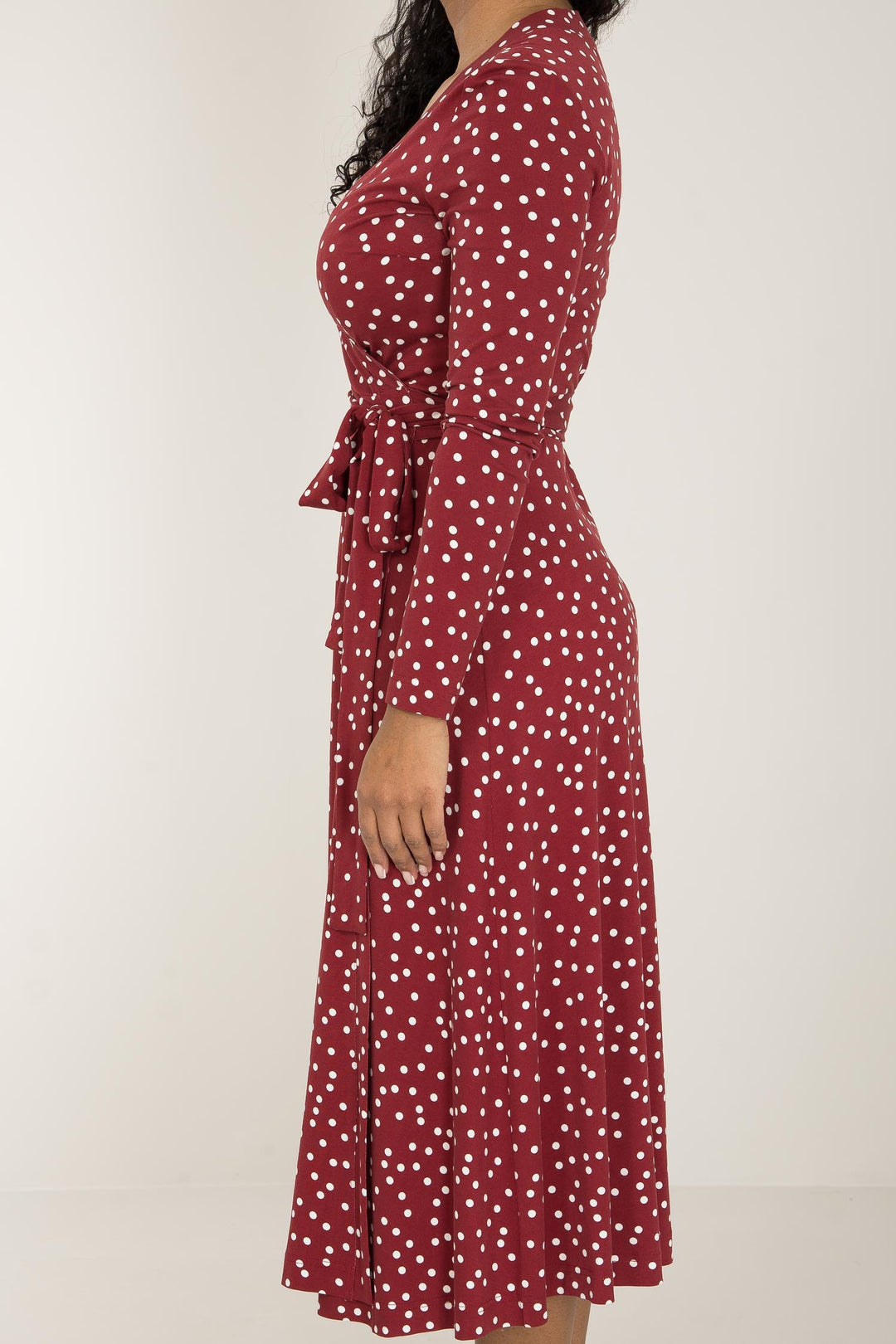 Bestie printed midi wrap jersey dress - Dark red dot - Vadlång, prickig omlottklänning i trikå